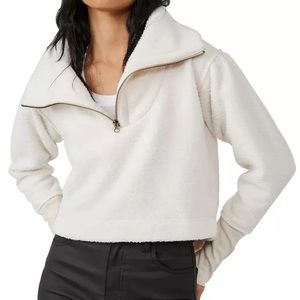 NWOT T FREE PEOPLE POPPY FLEECE PULLOVER SIZE SMALL OVERSIZED WILL FIT A MED